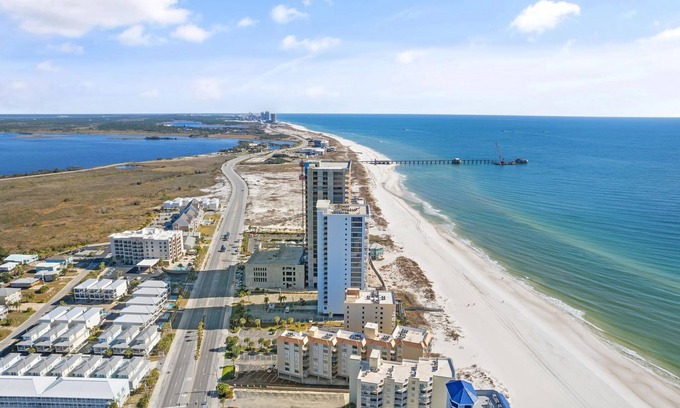 Ono Island Condo | 🌊Beach Front 4 Bedroom Condo-Stunning Views-Colonnades 1603🌊
