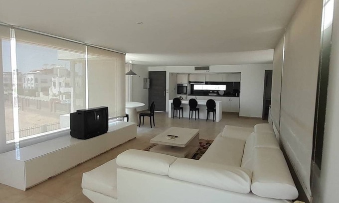 El Hadaba Apartment | Beach front Apartment