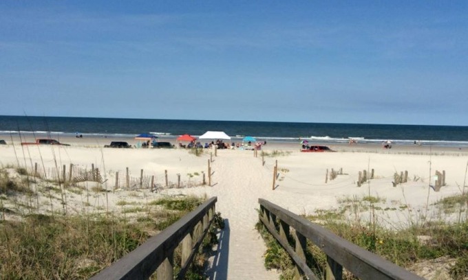Butler Beach Condo | Beach Front Complex @OVC Renovated 3rd floor Privacy no one above!