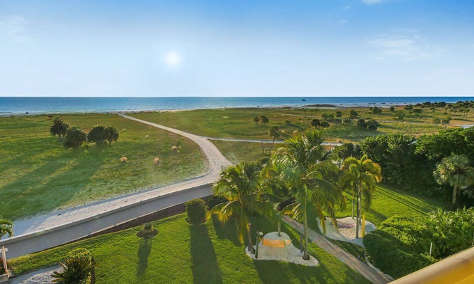 Treasure Island Condo | Beach Front Condo - Spectacular Sunsets - SB 602