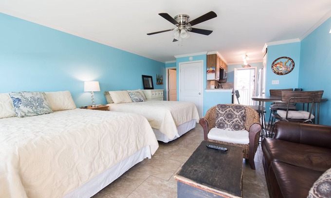 Port Aransas Condo | Beach front condo, great baloncy to view sunrise & sunset!