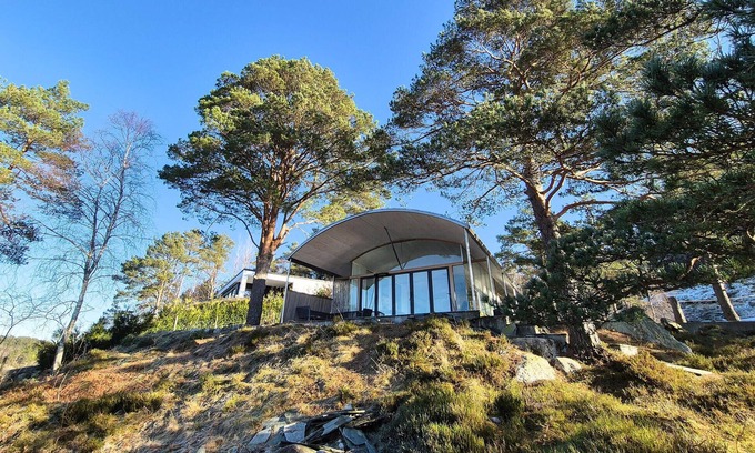 Sveio House | Beach front home in Sveio with WiFi