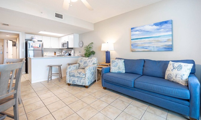 Gulf Shores Condo | BEACH FRONT ~ Hotel in Gulf Shores ~ Full Kitchen ~ Master Suite