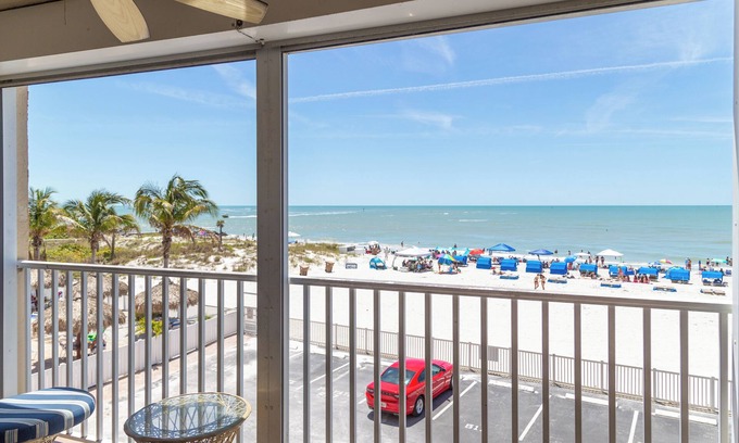 Madeira Beach Condo | Beach Front - John's Pass - Beach Place #210