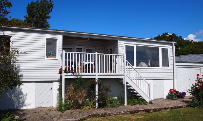 Selsey House | Beach front location, Pet friendly, Full of charachter, Private garden, Sea view