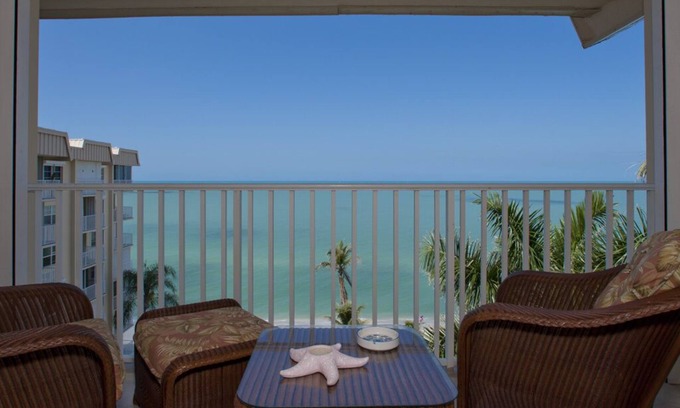 Moorings Condo | Beach front luxury condo. Top floor overlooking the Gulf of Mexico.