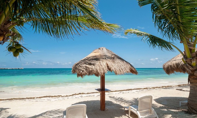 Puerto Morelos Condo | Beach front, Pool front: Step out into relaxing bliss