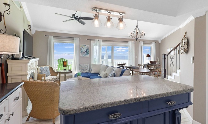 Port St. Joe House | Beach Front Town-home! "The Posh Pearl"