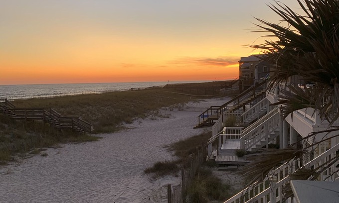 Navarre Beach House | BEACH FRONT