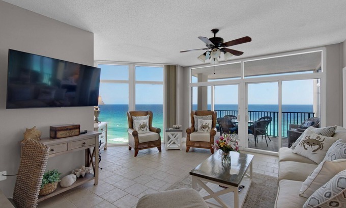 Destin Condo | BEACH FRONT W/PRIVATE BALCONY! ELEGANT UNIT THAT SLEEPS 8!