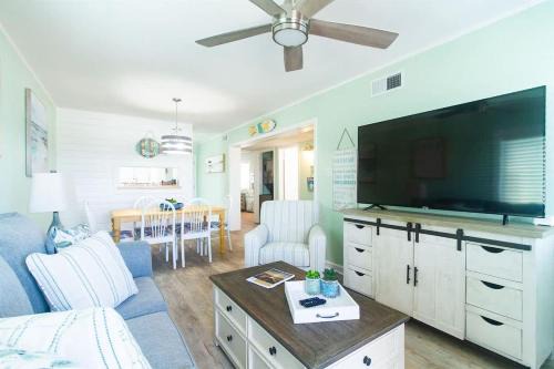 North Carolina Coast House | Beach Harbour 16 @ The Carolina Beach Boardwalk - Full Remodel!
