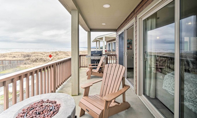 Moclips House | 'Beach Harmony': Family-Friendly Beachside Retreat