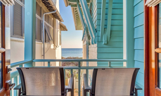 Rosemary Beach Apartment | Beach Haven Carriage House -