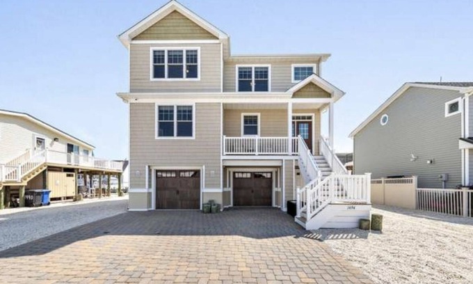 Manahawkin House | Beach Haven West Gem With Views of the Bay