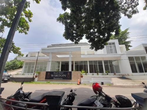 Batu Karas Hotel | Beach Hotel Wirton Batukaras