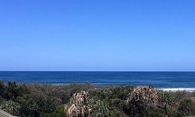 Eurong House | Beach House 11- Fraser Island Second Valley Eurong
