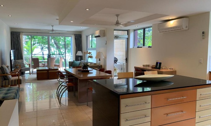 Mission Beach Apartment | Beach House Apartment 1