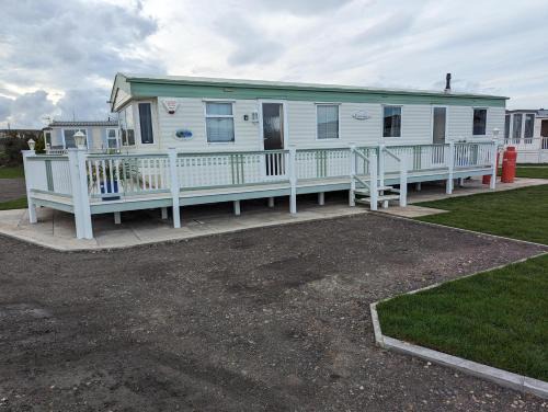 Anderby Creek House | Beach House - Dog Friendly Anderby Creek