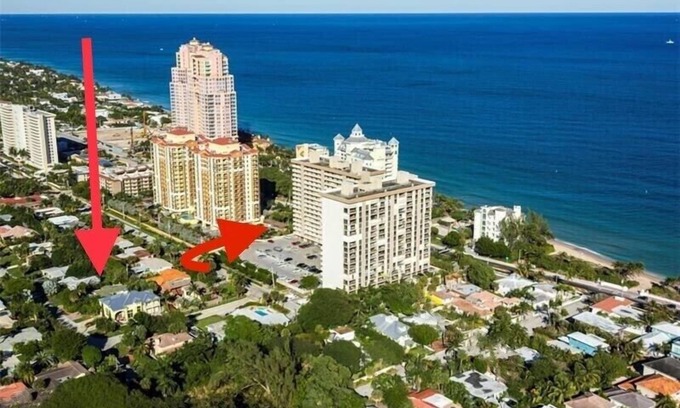 Dolphin Isles House | Beach House-Game room-Downtown-Heated Pool-HotTub