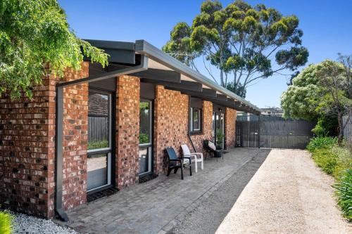 Torquay House | Beach House on Antares