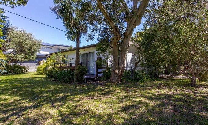Inverloch Cottage | Beach House on Lohr Inverloch