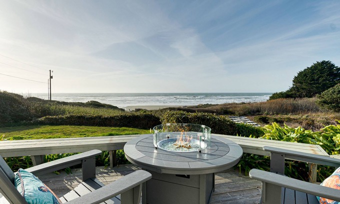 Gold Beach House | Beach House @ Spirit Cove- Beach Path & SPA