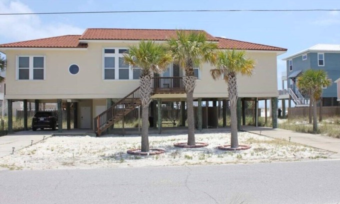 Villa Primera House | Beach House Steps to the Gulf of Mexico - Casa del Sol -304 Maldonado