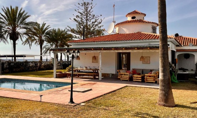 Torrox Costa Villa | Beach house 'Tiempo Lento'