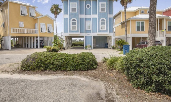 Gulf Shores House | Beach house with views of Little Lagoon