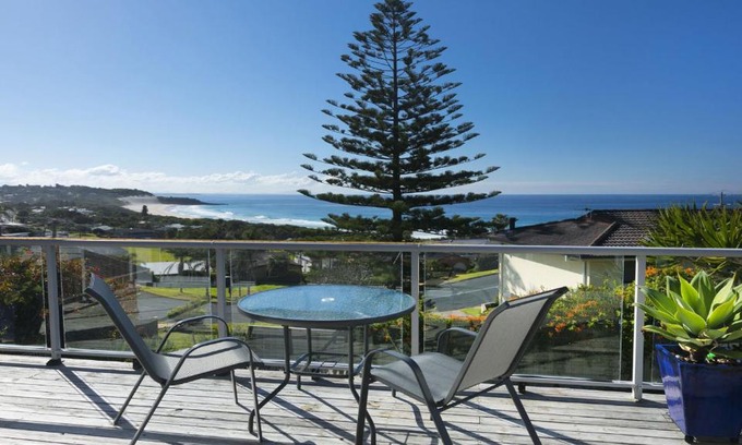 Forster House | Beach Mist on Becker - One Mile Beach!