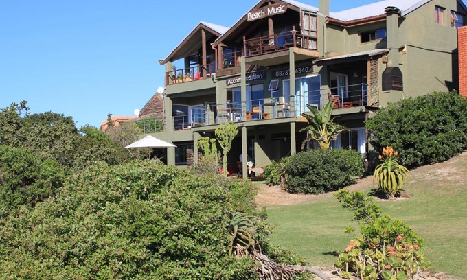 Jeffreys Bay House | Beach Music