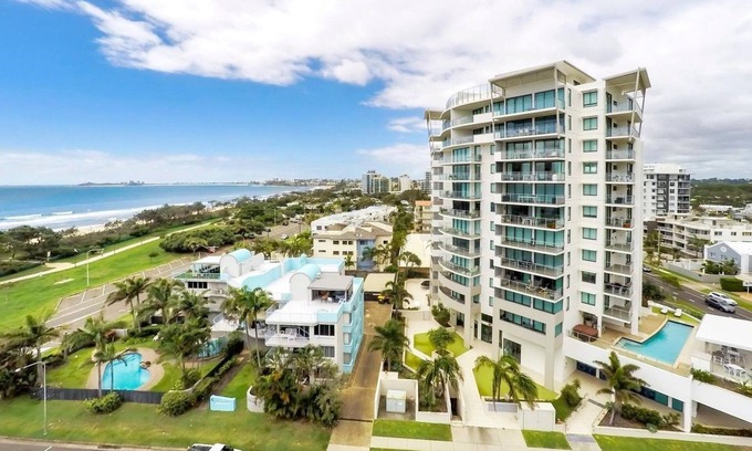 Maroochydore Apartment | Beach on Sixth