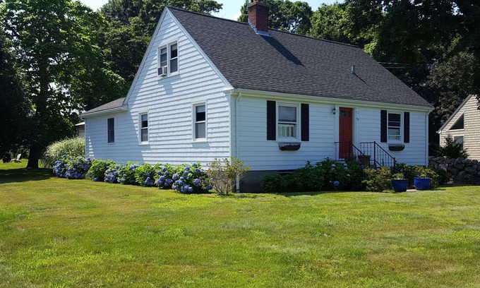 Westerly Cottage | Beach Pass included. Tidy, quiet house w/Porch. Sleeps 7