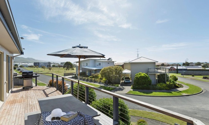 Apollo Bay House | Beach Retreat - At Apollo Bay