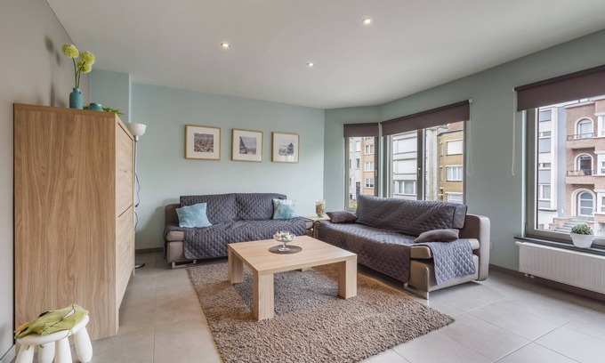 Blankenberge Apartment | Beach Retreat w/Terrace & Wi-Fi