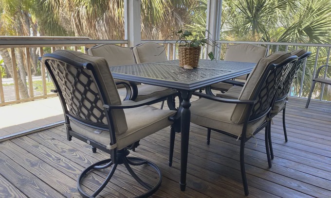 Mid Island Apartment | Beach Side Home Great for Families - 6036 Estero Blvd