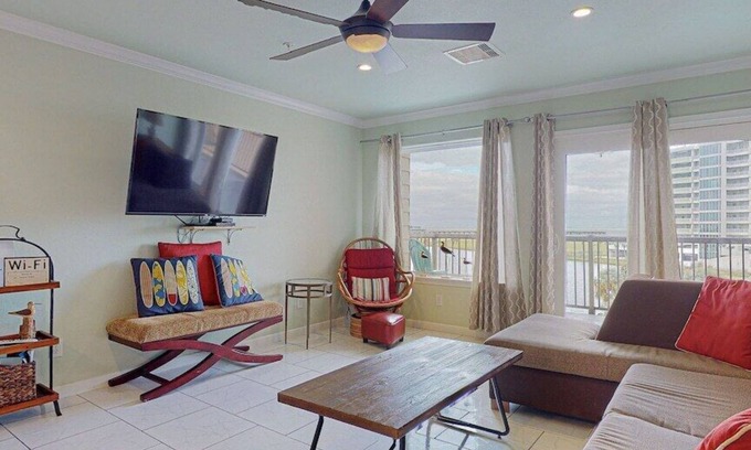 Galveston Condo | Beach Therapy at Maravilla by My Galveston Getaway