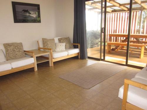 Smiths Beach House | Beachcomber Bliss
