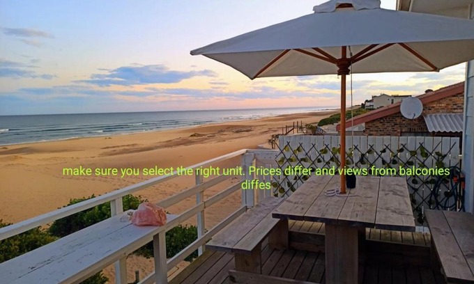 Cannon Rocks House | Beached House on Golden Sanddunes