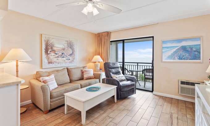 Crescent Beach Condo | Beacher's Oceanfront Balcony Suite with Onsite Front desk and staff