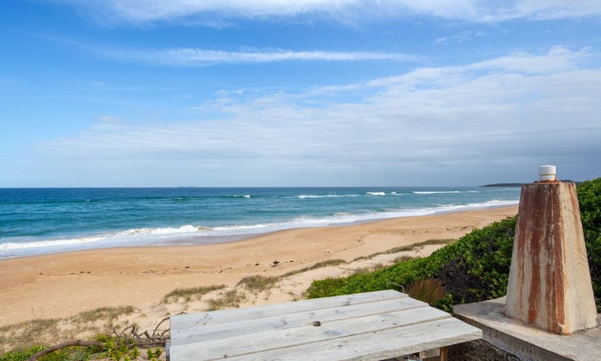 Wooli House | BEACHES AT WOOLI: 2 BR, 1 BA House in Wooli, Sleeps 6