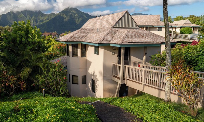 Princeville Villa | Beaches at your doorstep, Breathtaking Hawaiian Villa at Hanalei Bay