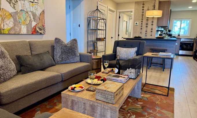Bradenton Beach Condo | Beachfront 2/1 - Newly Remodeled. Step out the door onto the sand. Amazing! - D