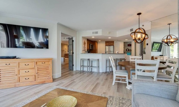 Palmetto Dunes Condo | Beachfront 2BR Villlamare Resort | brand new pools
