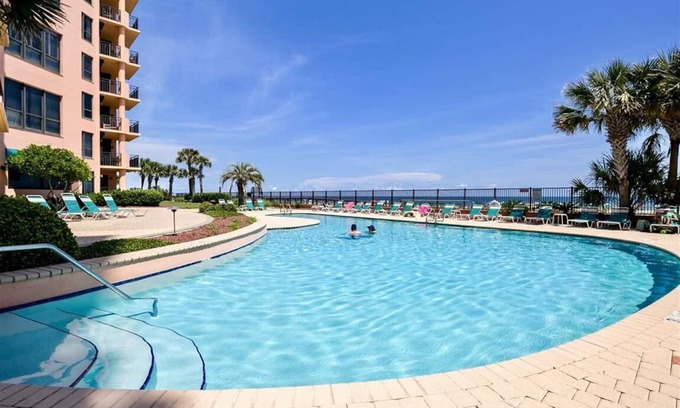 Orange Beach Condo | Beachfront 3 Bedroom, 3, Full Bath Condo. just steps away from the Beach!
