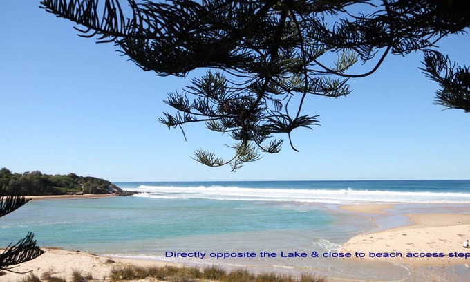 Lake Cathie Apartment | Beachfront 4 - opposite lake and beach