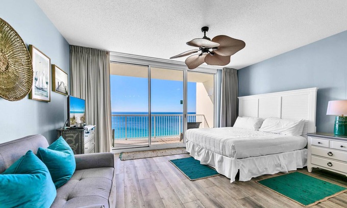 Long Beach Apartment | ⛱️Beachfront-5 Pools-Hot Tubs-Majestic Beach 1-2109⛱️