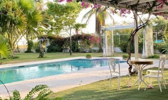 Punta Chame Villa | Beachfront 5BR Villa in Punta Chame ~Pool ~Rooftop