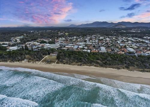 Sawtell Apartment | Beachfront 8