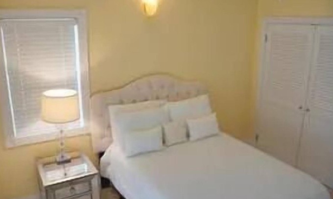 Cotton Ground House | Beachfront Accommodation! Two Spacious Spaces w/ FREE Parking, Outdoor Pools!